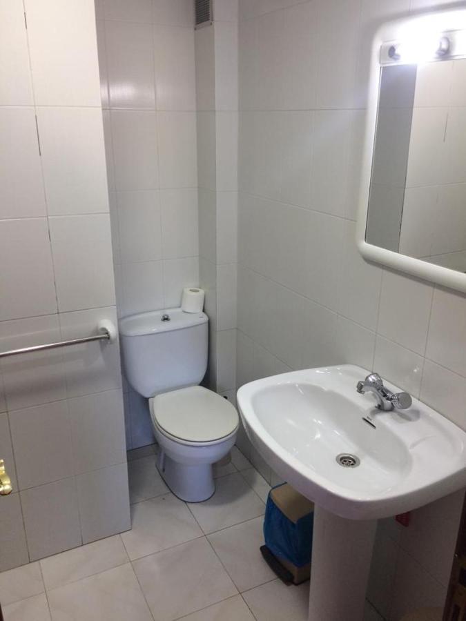 Albergue Hostal Telmo Tui Eksteriør bilde
