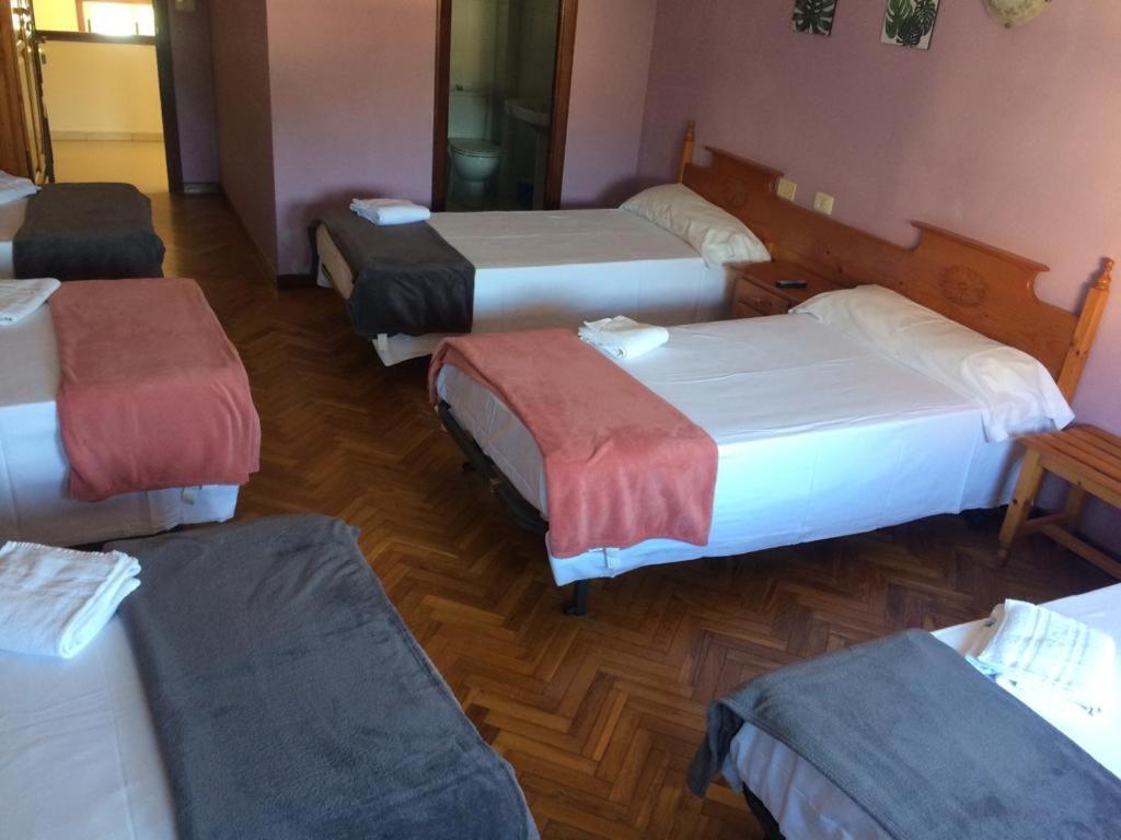 Albergue Hostal Telmo Tui Eksteriør bilde